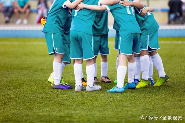 卢森博格：小熊总认为受迫害 没拿金球不是肤色