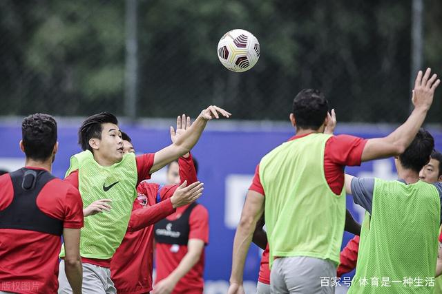 字母哥41+9+8雄鹿力克公牛 骑士大胜鹈鹕